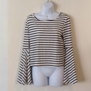 Worn once, black&White crop with bell sleeves